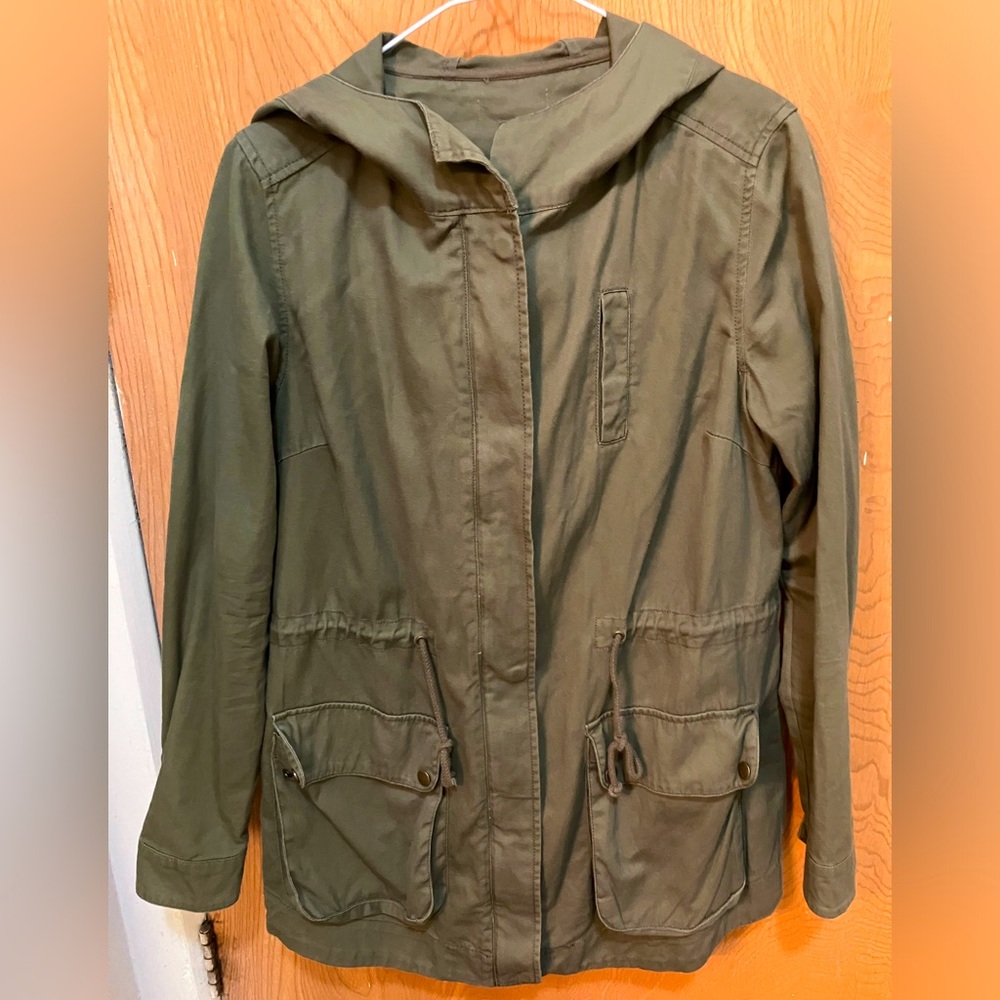 Women’s small, lightweight army green/olive drab field coat.